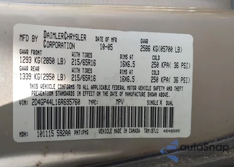 2006 Dodge Grand Caravan Sxt z USA, uszkodzony, nr VIN 2D4GP44L16R695760